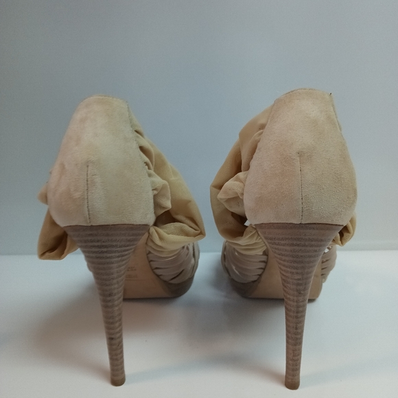 FENDI STRAPPY SANDALS - Picture 15 of 17